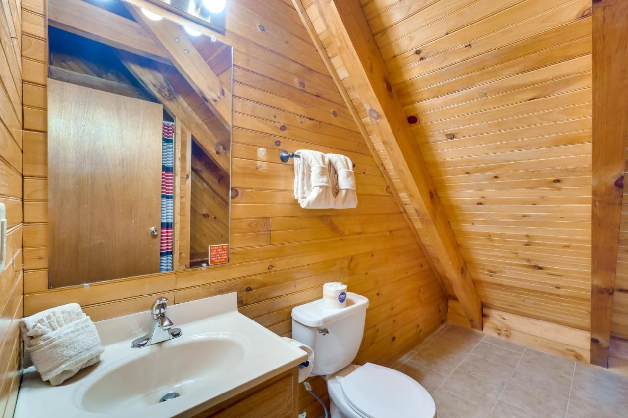 Cabin With Hot Tub About 6 Mi To Downtown Gatlinburg! Bagian luar foto